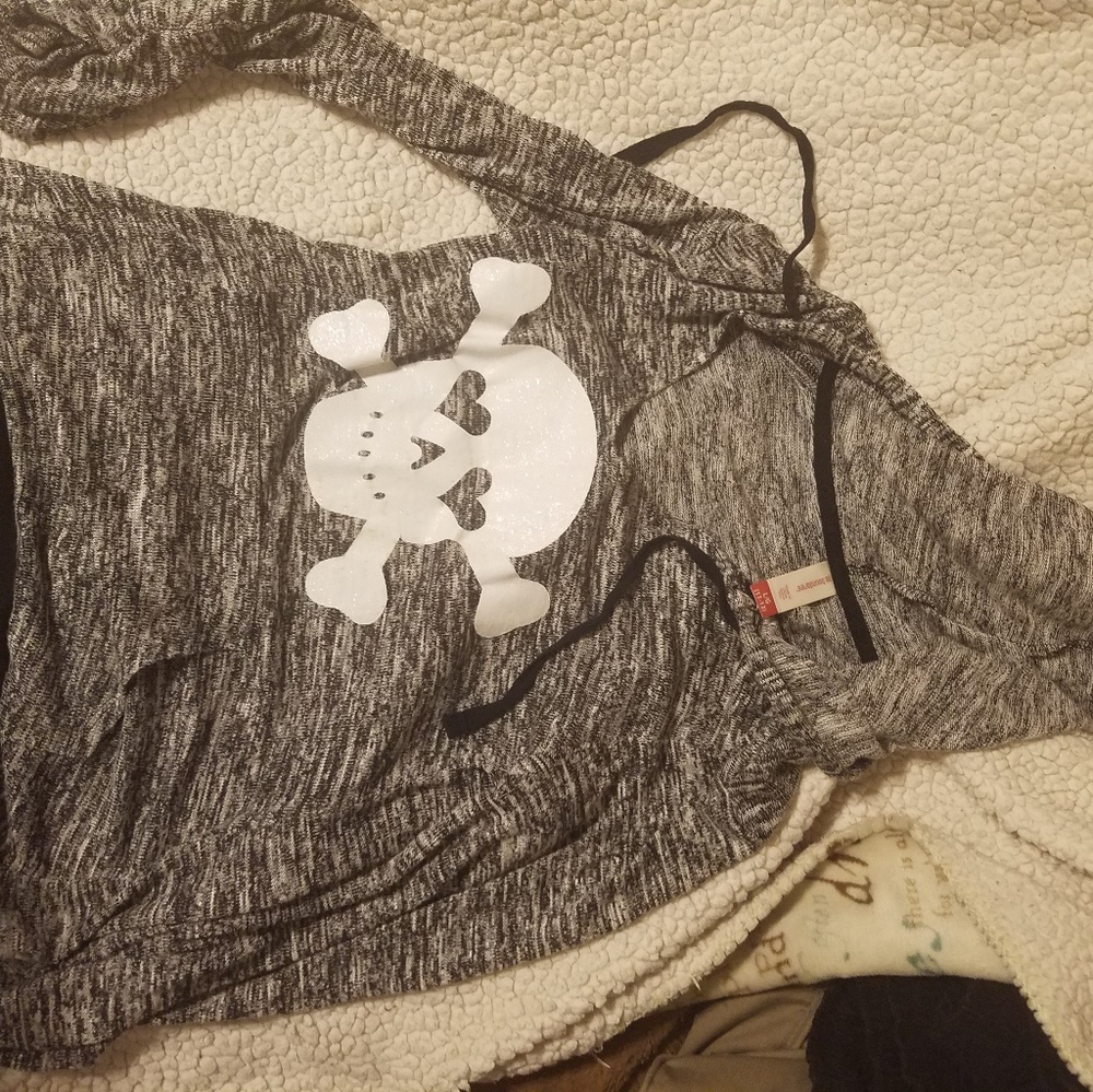 hooded shirt